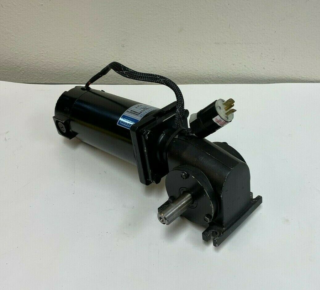 Leeson DC Electric Gear Motor CM34D25NZ10C Permanent Right Angl