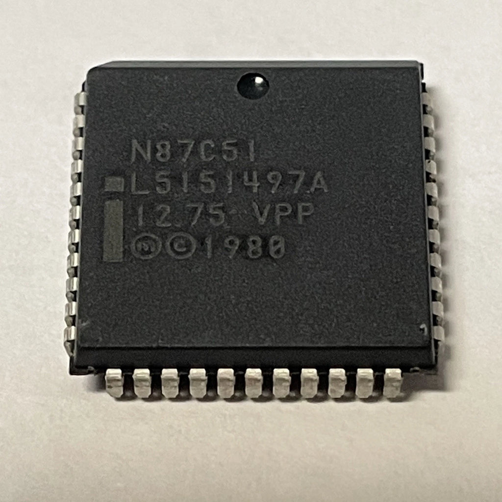 Lot of 26 Intel N87C51 Microcontroller L5151497A 12.75V VPP 1998 PLCC-44 NO-IEE
