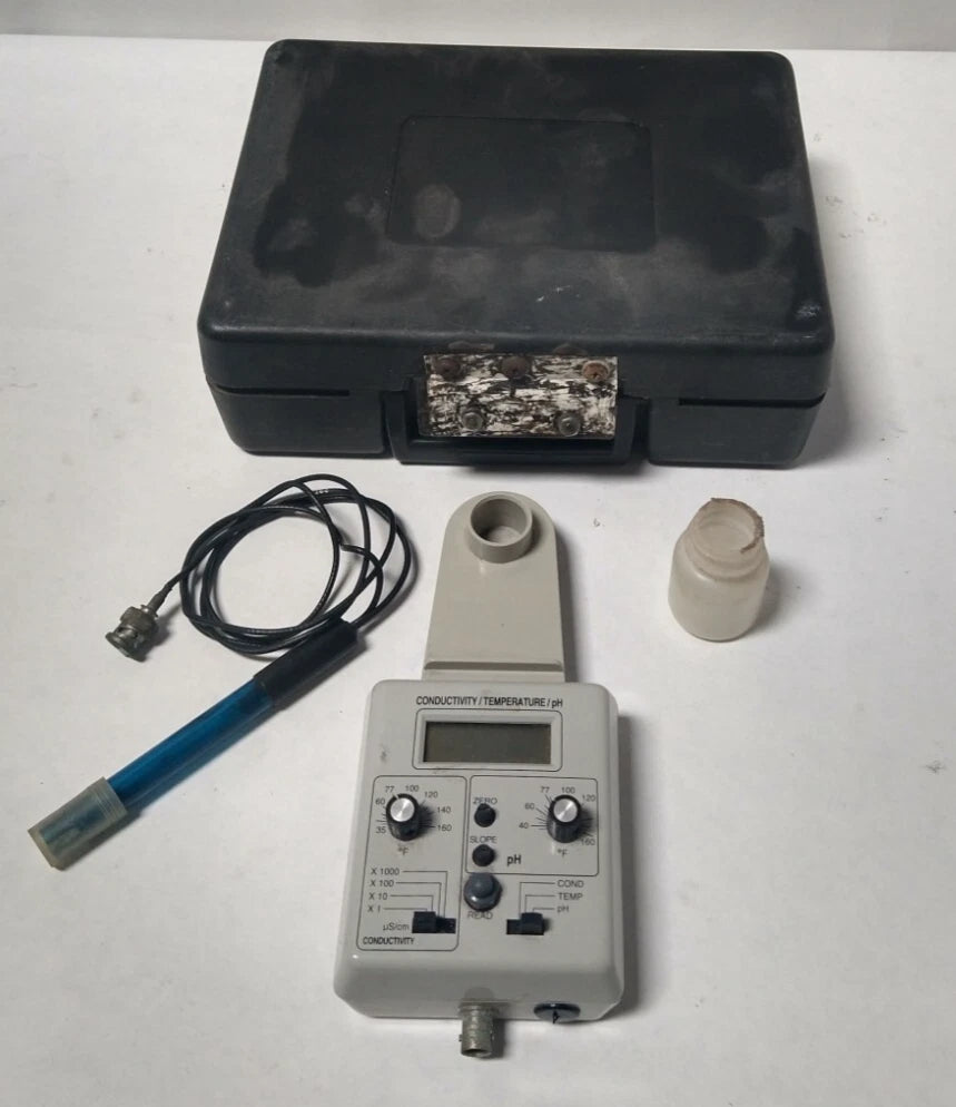 Cambridge Scientific Conductivity Temperature pH Meter Kit with Probe & Case