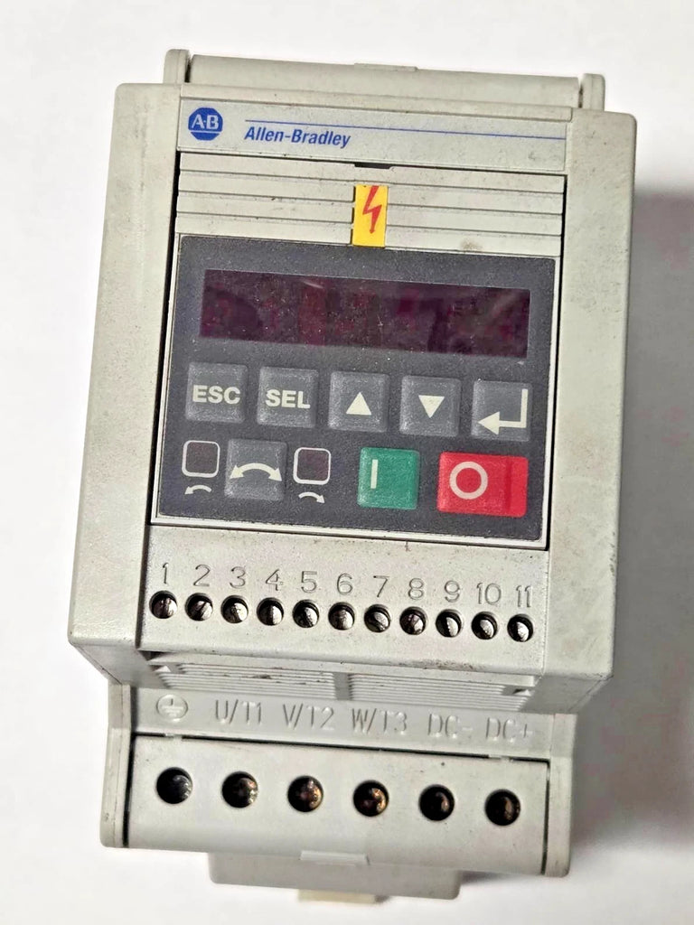 ALLEN BRADLEY 160-BA03NPS1 160BA03NPS1 Series C VARIABLE SPEED DRIVE 160 SSC