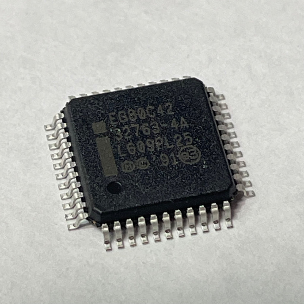 Lot of 200 INTEL EG80C42 12R7006 LA-IEE IC UPI Controller Legacy 8-Bit 32763-04