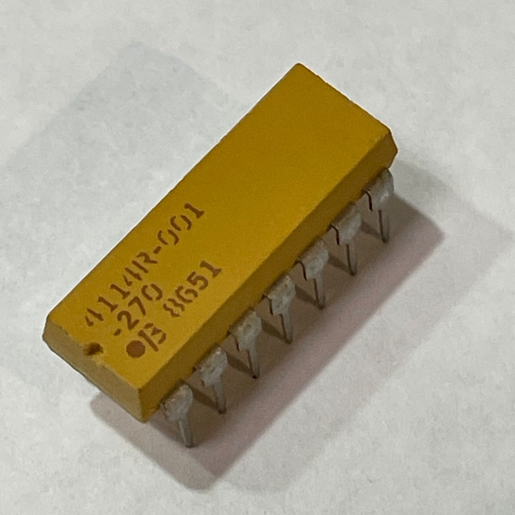 Lot of 800 (est) 4114R-001-270 Bourns Resistor Network 46017-58