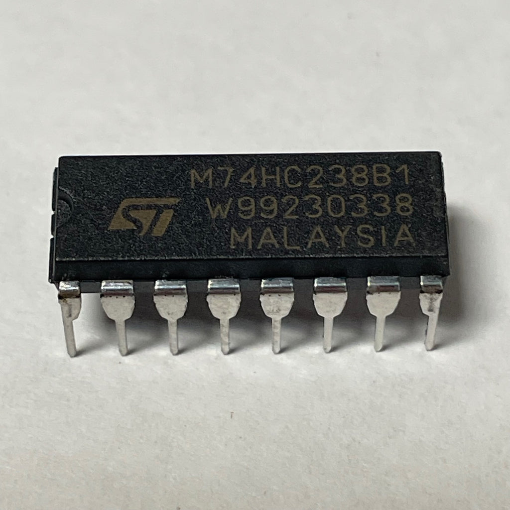 Lot of 168 ST M74HC238B1R IC CMOS 16-DIP 3-to-8 Line Decoder 46021-01