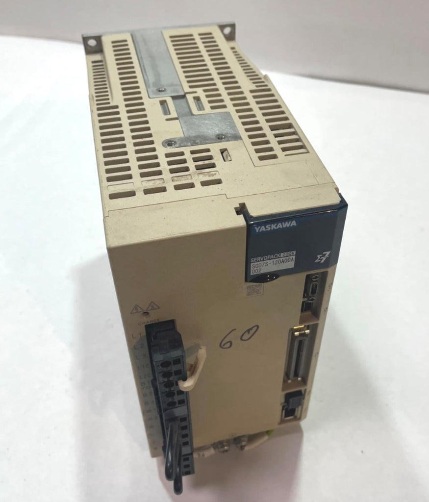 YASKAWA SERVOPACK 200V SGD7S-120A00A002 11.6A 1.5kW 3PH 0-240V Servo Japan Drive