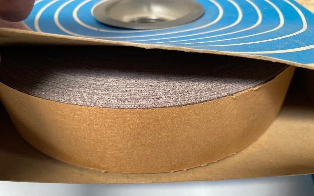 CARBORUNDUM 10162 1-1/2" x 50 Yard 150 Grit A/O ECONOMY ROLLS