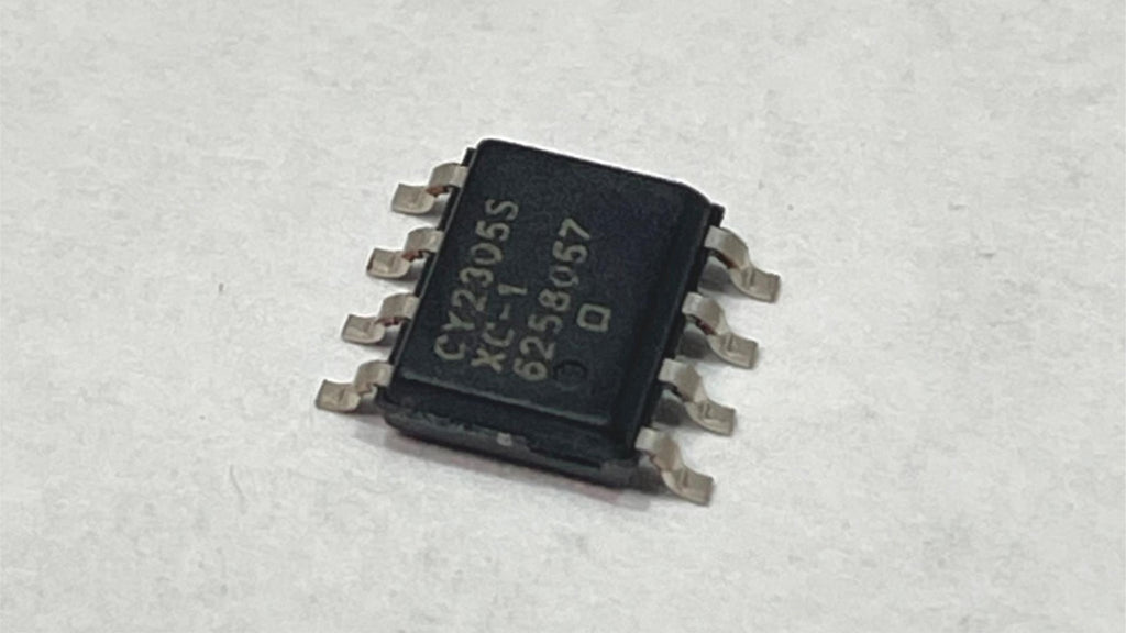 Lot of 630 Infineon Cypress CY2305SXC-1 IC FANOUT BUFFER 8SOIC 49965-01