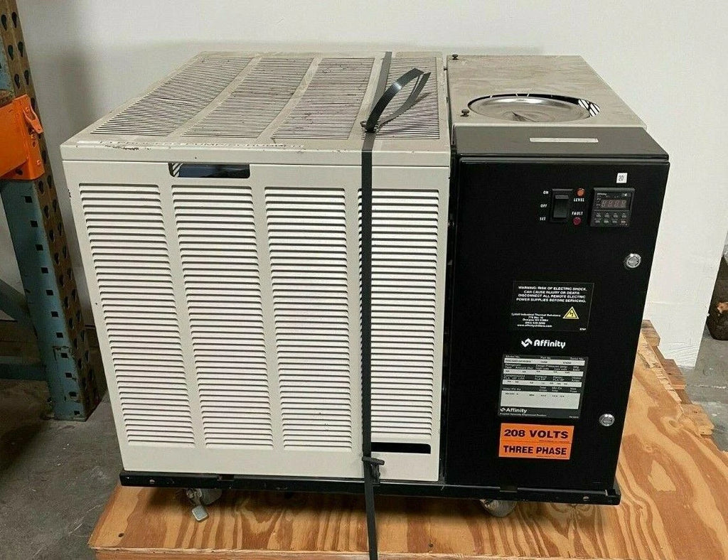 Affinity EWA-04BD-DD18CBN0 208-230V Recirculating Water Chiller