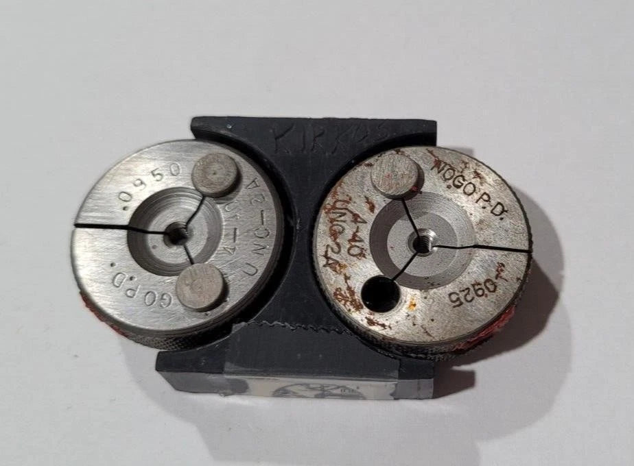 Set of 4-40 UNC-2A GO and NO GO Set Thread Ring Gage P.D. .0950 and .0925 Gages