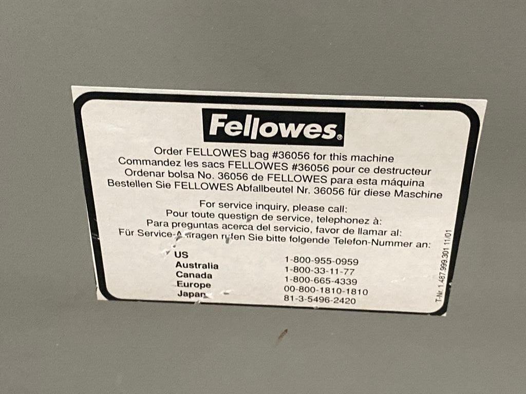 Fellowes PS 420 Paper Shredder PowerShred Strip Cut StripCut Industrial