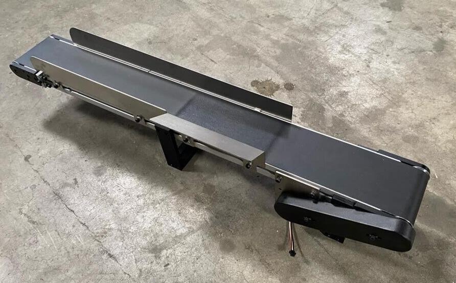 Belt Conveyor Motor Guide Rails Driver Yongkun Electrical Single Phase 39 x 4.5"