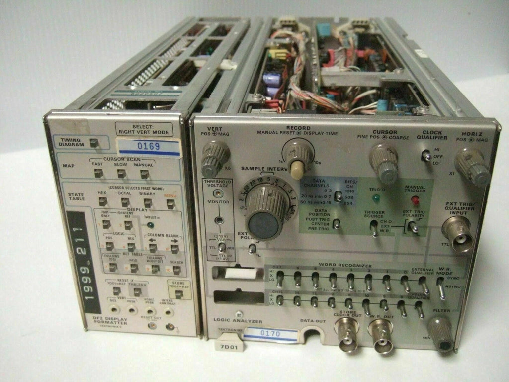 TEKTRONIX 7D01 Logic Analyzer DF2 Display Formatter Plug In BO75456
