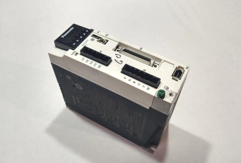 Panasonic MBDLN25SG 200V AC SERVO DRIVER 400W 200-240V