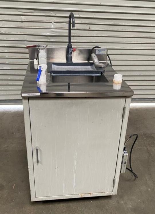 California Stainless Mfg Sink W/ Simco-Ion 6115 AirForce Ionizing Blow-off Gun