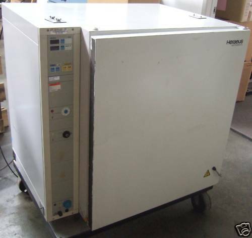 Heraeus Series 6000 Gas Jacketed CO2 Incubator