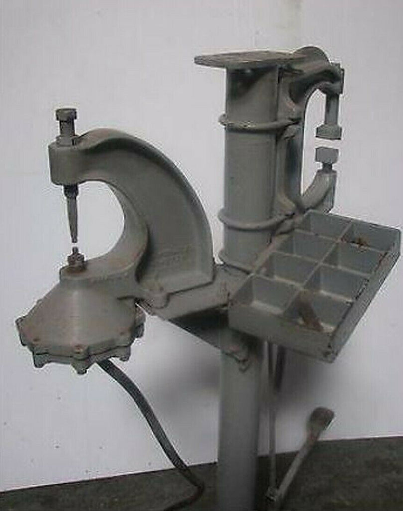 Vintage Air Operated Riveter Model A-3 Rivet Machine Press Punch Antique Nice