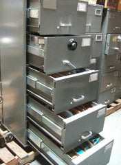 Safe Heavy Duty Mosler GSA 5 Drawer File Cabinet Combination Lock 600 Lbs Nice