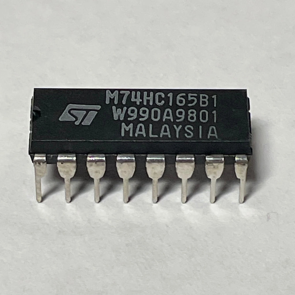 Lot of 25 ST M74HC165B1 8-bit Parallel-In Serial-Out shift register 45889-01