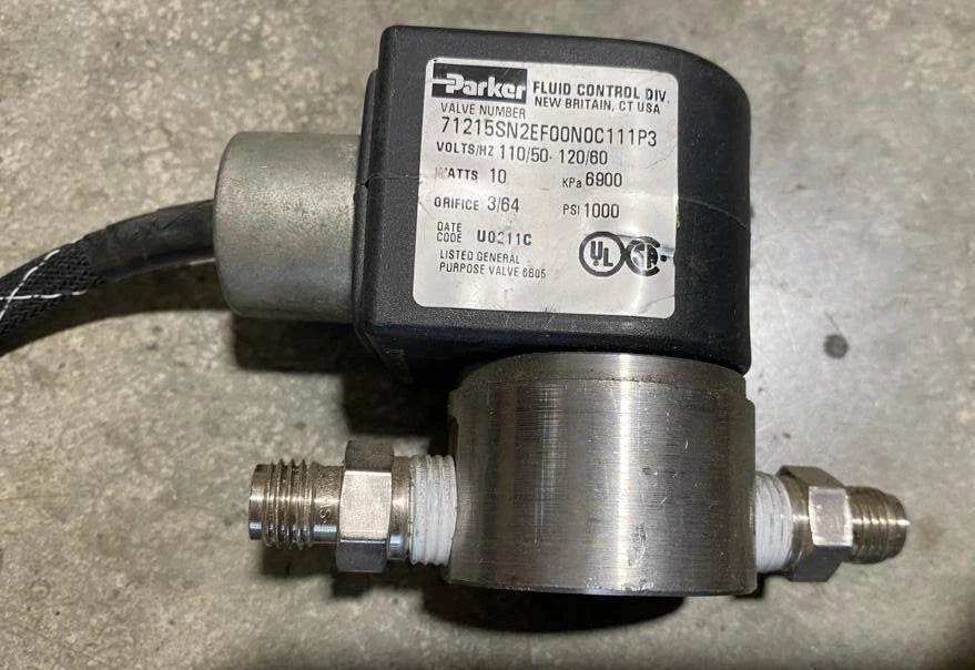 Parker 71215SN2EF00N0C111P3 Skinner Valve Solenoid for Tennant Scrubbers