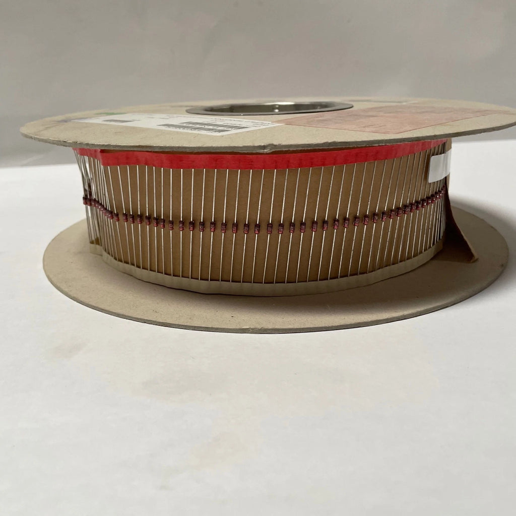 Lot of 2500(est) Fairchild 1N4740ATR DIODE ZENER 10V 1W DO41 46862-08