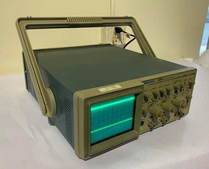 Tektronix 2225 50 MHz 2 Channel Analog Oscilloscope