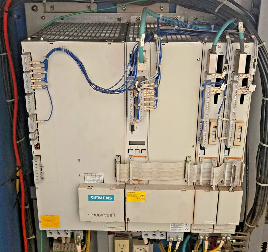 SIEMENS SIMODRIVE 611 UNIVERSAL For Hyundai HIT 15S CNC Turning Center