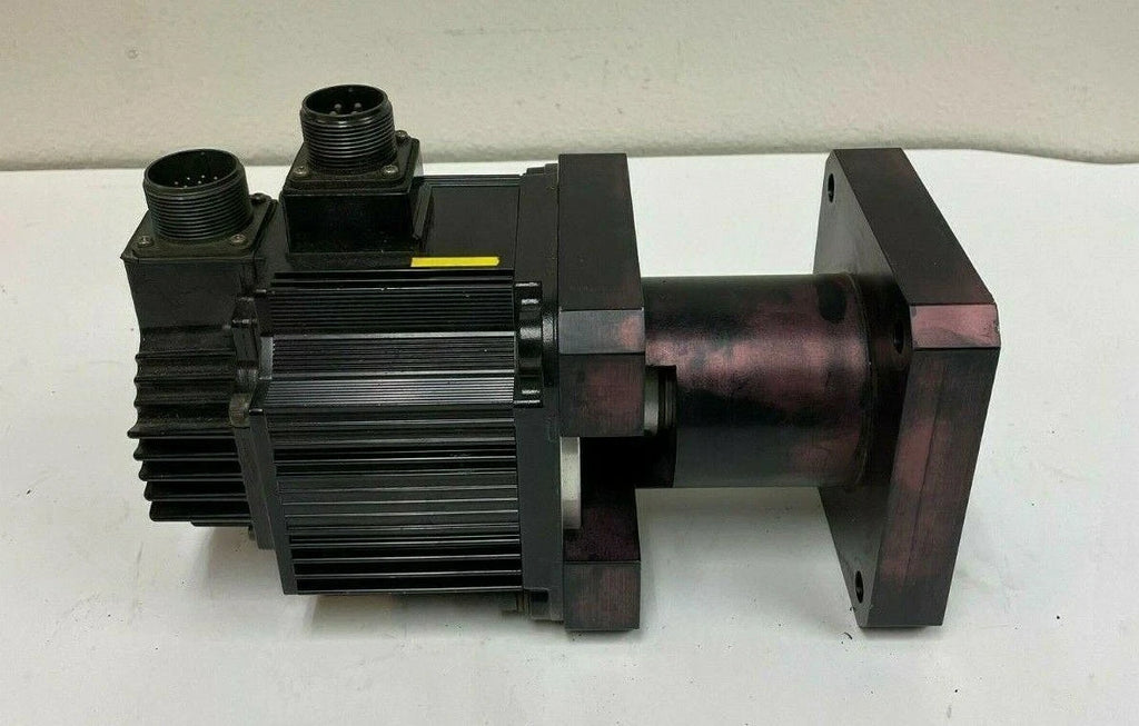 Yaskawa SGMGH-05DCA61 AC Servo Drive Motor