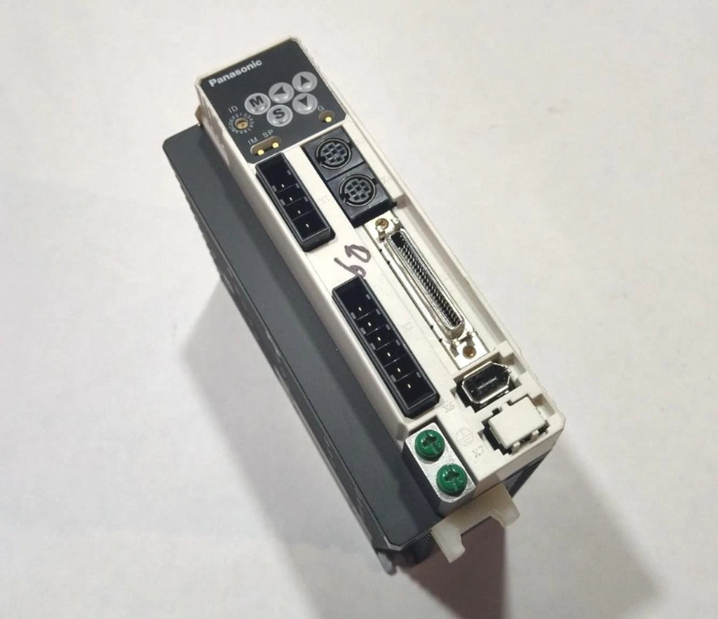 Panasonic MBDDT2210052 AC SERVO DRIVER 400W 200-240V 107.9V