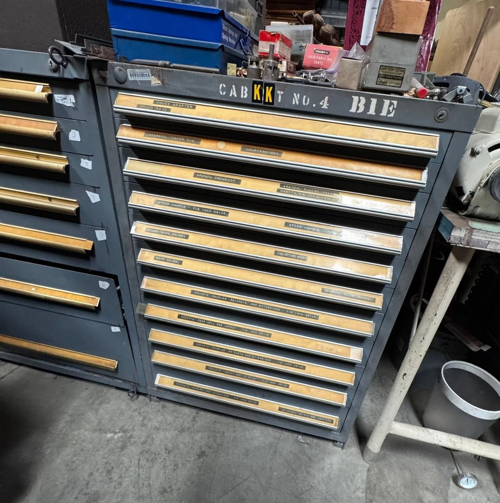 Lista Equipto Cabinet 11 Drawers Industrial Tool Parts Storage 30” x 28” x 44”