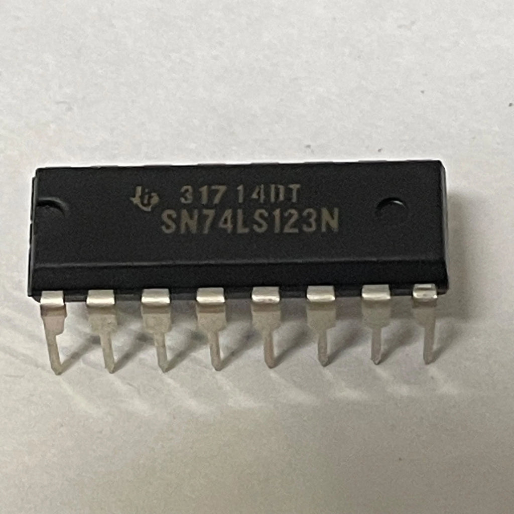 Lot of 380 TI Texas Instruments IC MMV 2-CIR 28-NS 16-PDIP 400uA 8mA 44684-01