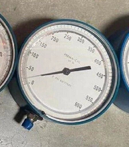 PERMA CAL Test Gauge 0-600 Psig Divisions Pressure Gage