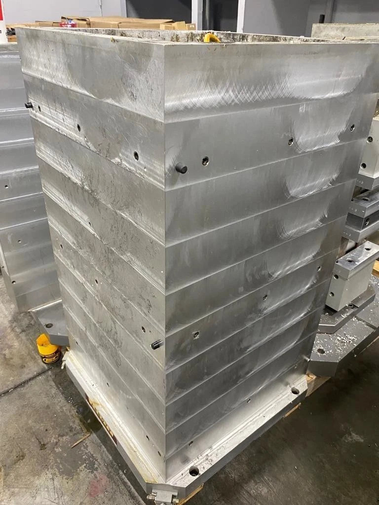 ABBOTT WORKHOLDING Aluminum Tombstone 22x22x40 Tower CNC Horizontal W/ Air tank