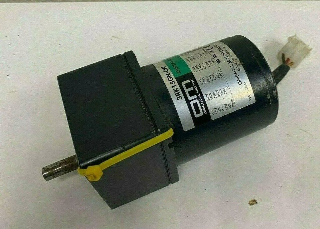 ORIENTAL MOTOR 3RK15GN-CW REVERSIBLE MOTOR