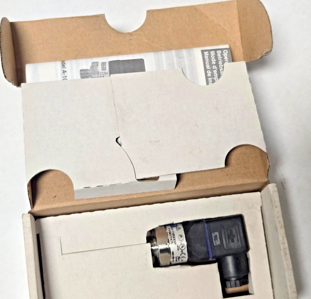 NEW IN BOX WIKA Type A-10 Pressure Sensor 0-100 PSI Transmitter 50372475