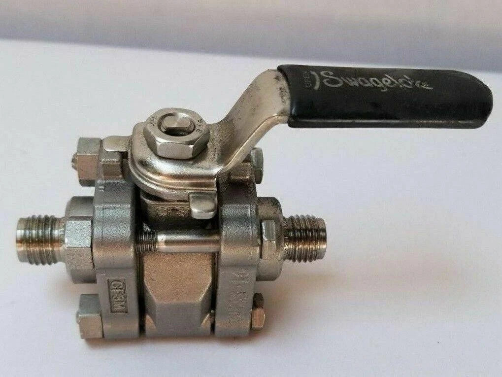 Swagelok SS-62TS4 Ball Valve 2200 PSIG Stainless Steel 60 Series 1/4 in