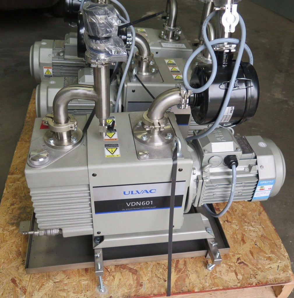 Ulvac VDN 601 Oil Sealed Rotary Vacuum Pump 42 CFM Barely Used Year 2013