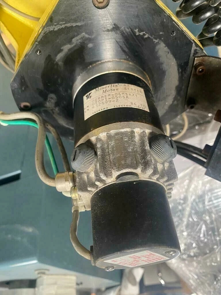Yaskawa Minertia Motor UGRMEM-04MSA71-UTOPI-050SA Rm Series Motor