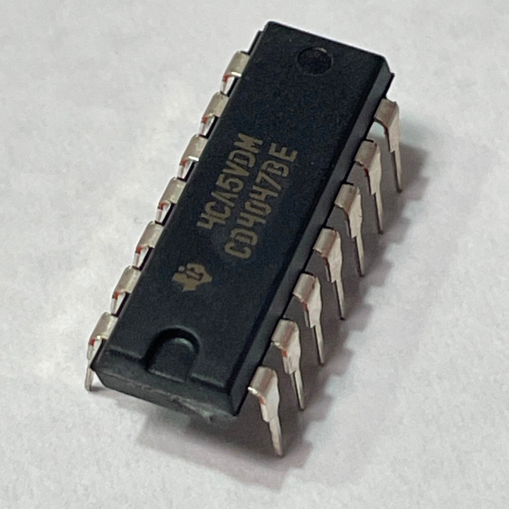 Lot of 210 Texas Instruments CD4047BE Monostable Multivibrator 14PDIP 46008-01