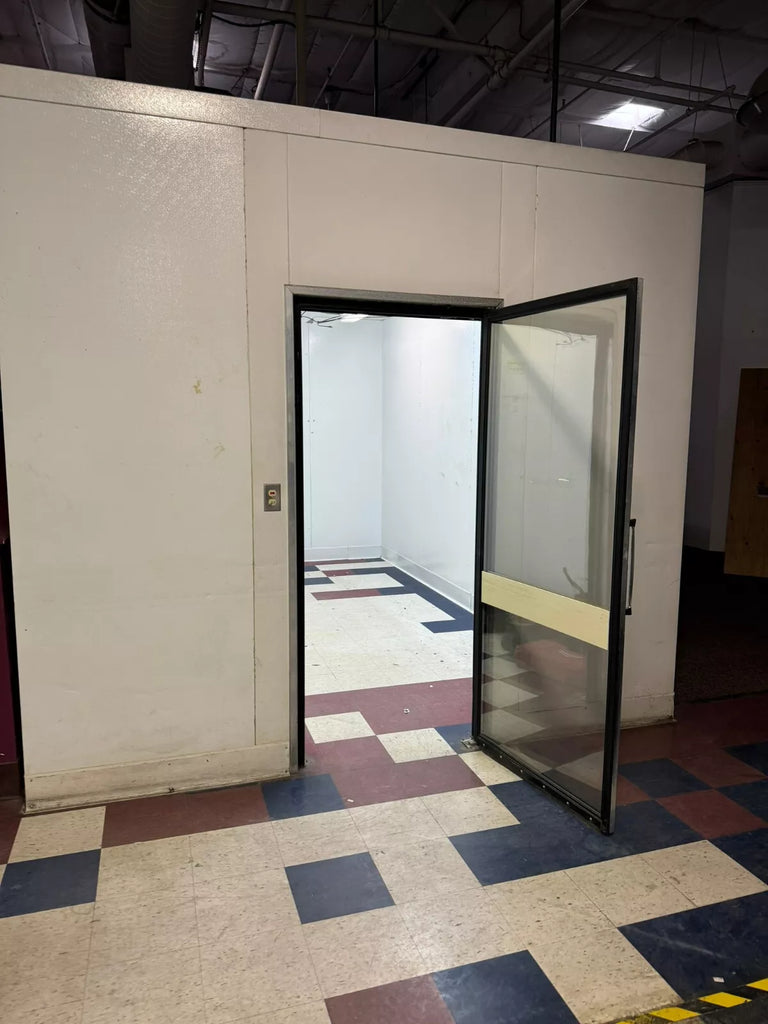 Commercial Cooling Par Engineering Walk in Refrigerator Cooler 16 x 10 x 9 ft Local Pickup