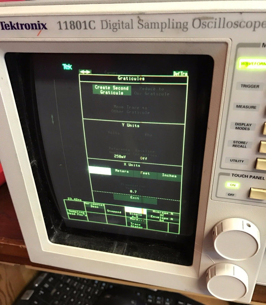 Tektronix 11801C Digital Sampling Oscilloscope with SD24 modules Head