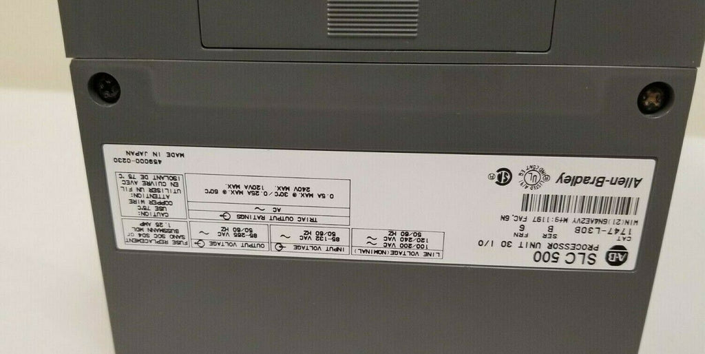 ALLEN BRADLEY 1747-L30B SER B FRN 4 SLC 500 PROCESSOR UNIT 30 I/O