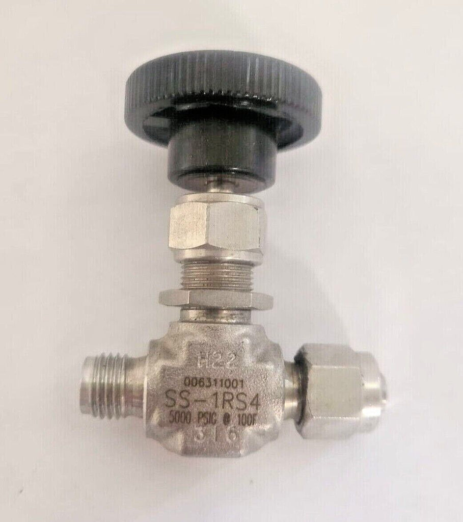 Swagelok H22 SS-1RS4 NEEDLE Valve 5000 PSIG Stainless Steel 100 F 316