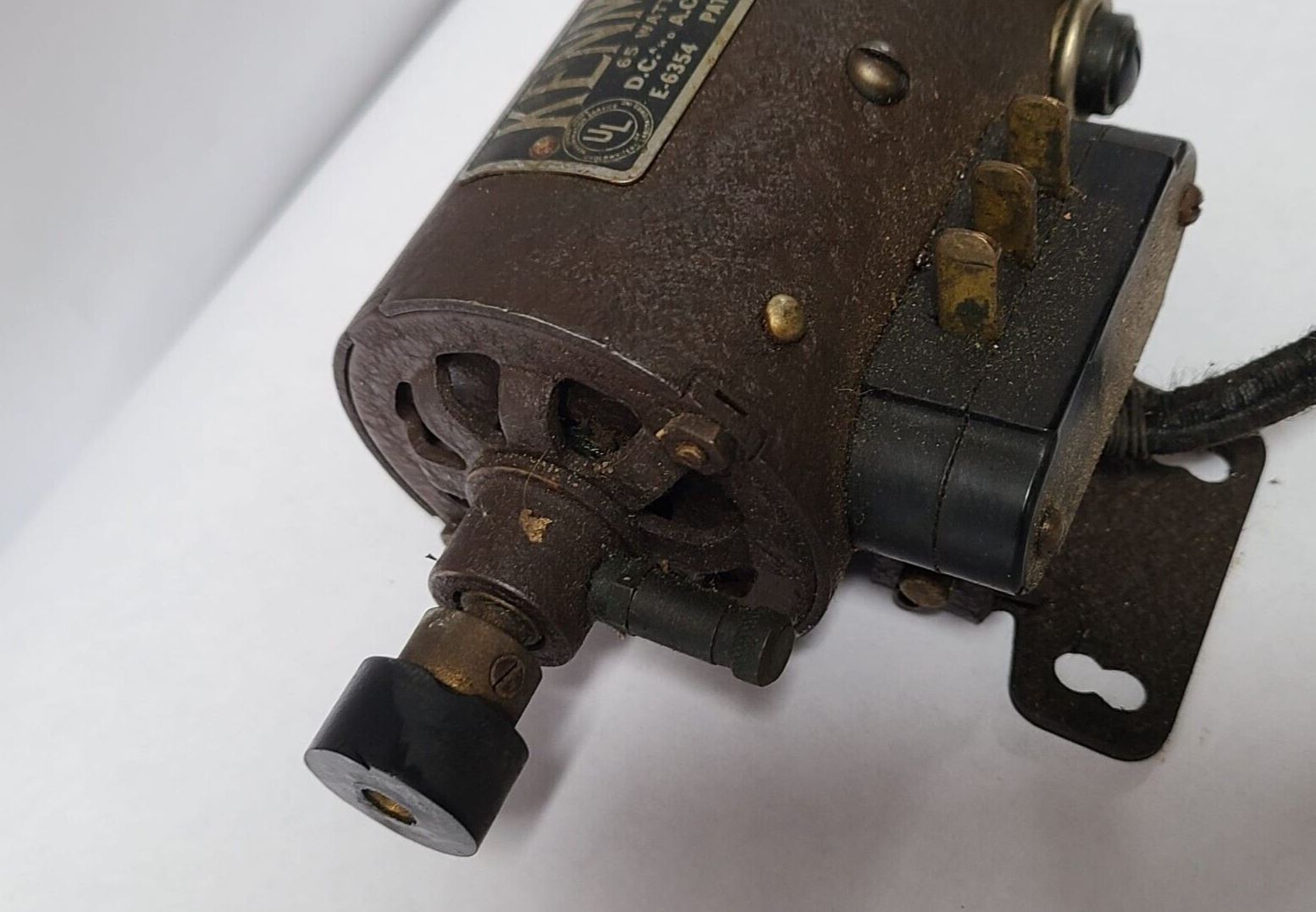 KENMORE SEWING MACHINE MOTOR E6354 E6354 DC AC 65 WATTS 110 VOLTS