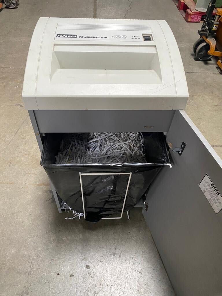 Fellowes PS 420 Paper Shredder PowerShred Strip Cut StripCut Industrial
