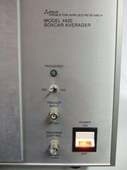 EG&G PRINCETON Applied Research 4420 Boxcar Averager W/Two 4422 Gated Integrator