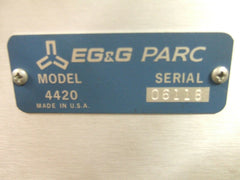EG&G PRINCETON Applied Research 4420 Boxcar Averager W/Two 4422 Gated Integrator