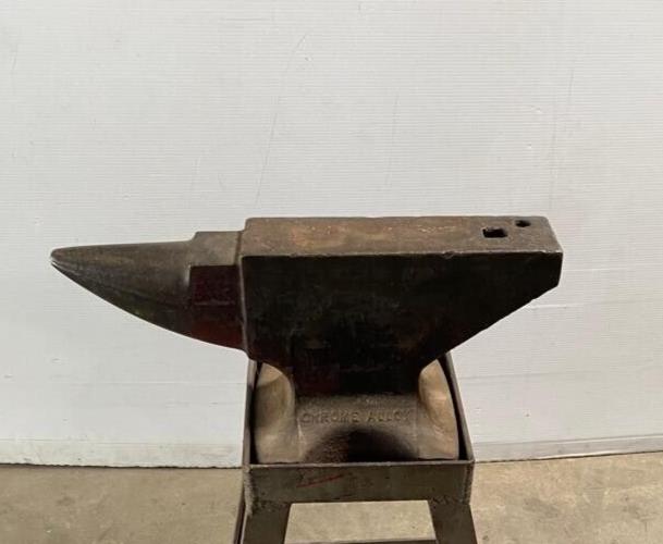 94 lb ANVIL Vintage metal