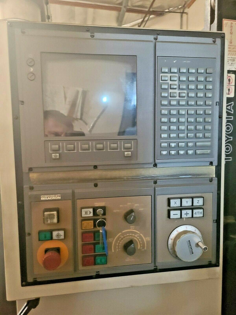 CNC Cincinnati Milacron Arrow 500 Display Control Monitor Panel KME 26S10A32HX