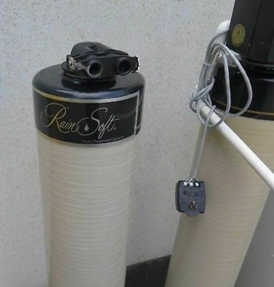 Rainsoft Gold Series Water Treatment System Model AQC 75 CV and Model