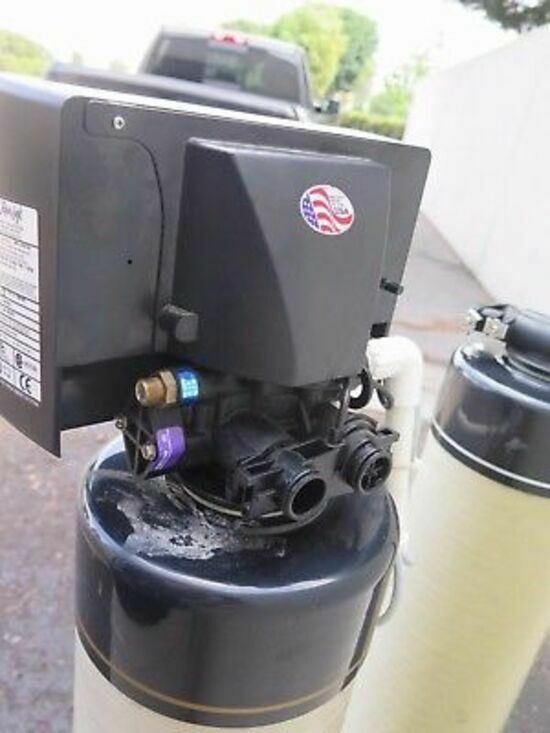 Rainsoft Gold Series Water Treatment System Model AQC 75 CV and Model