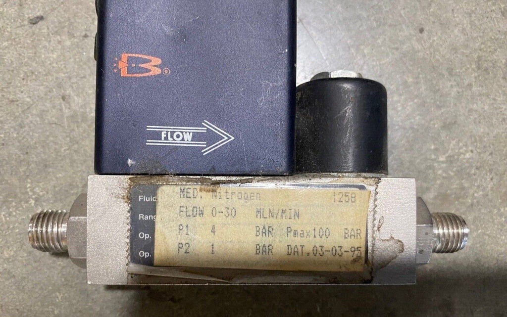 BROOKS 5850 TR Mass Flow Controller Flow 0-30 Model No. 5850TRC113GAA41